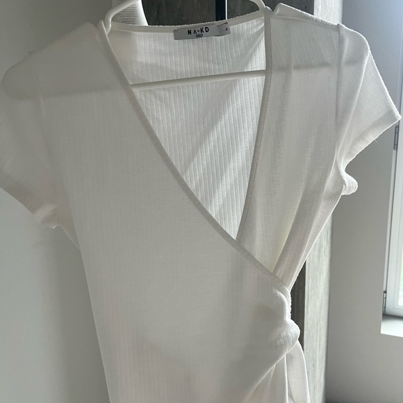 Tie front short sleeve shirt - Picture 2 of 2